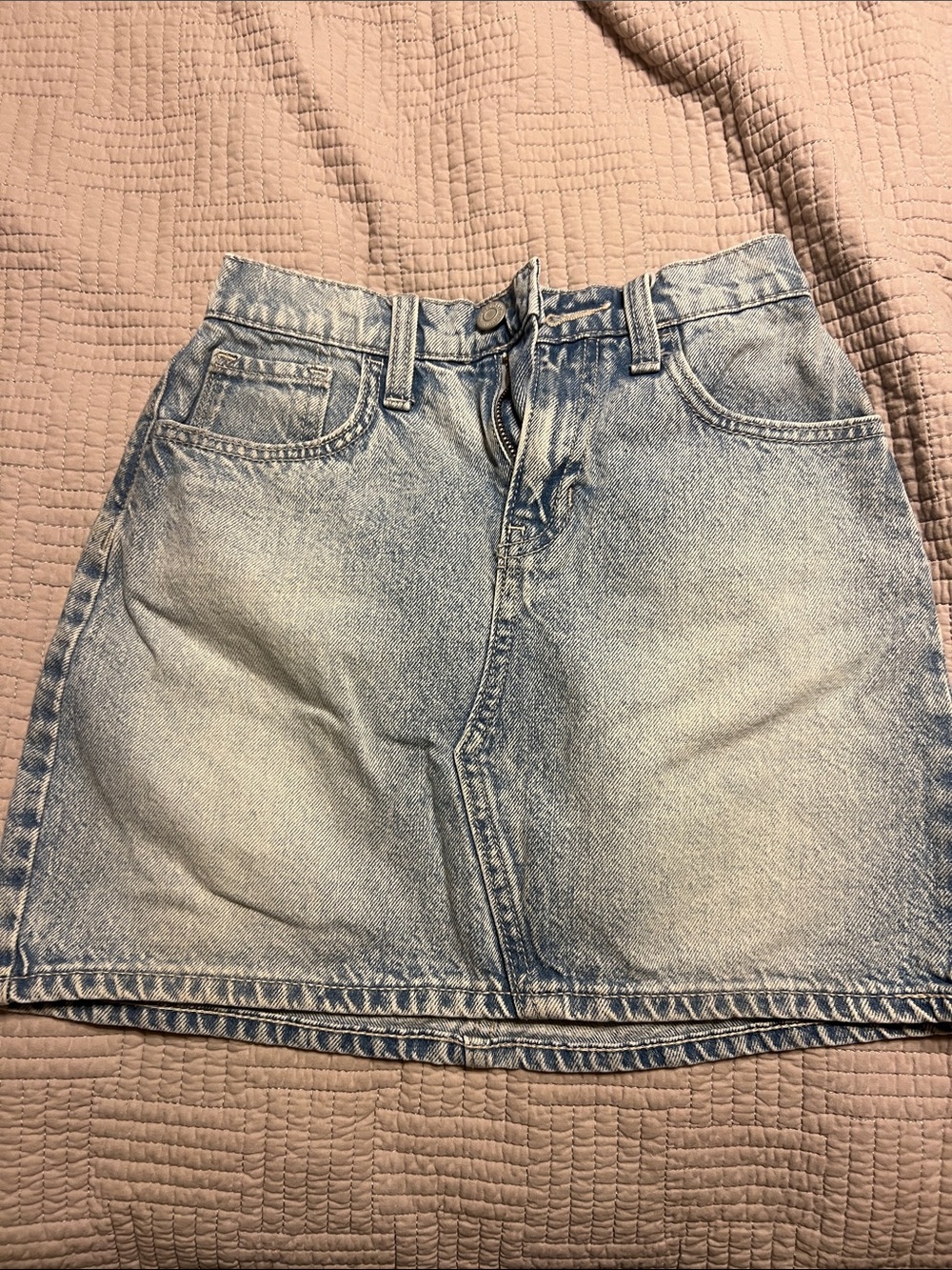 Old Navy faded blue denim mini skirt